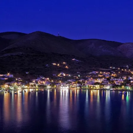 Oro Deluxe King Apartment Ano Syros